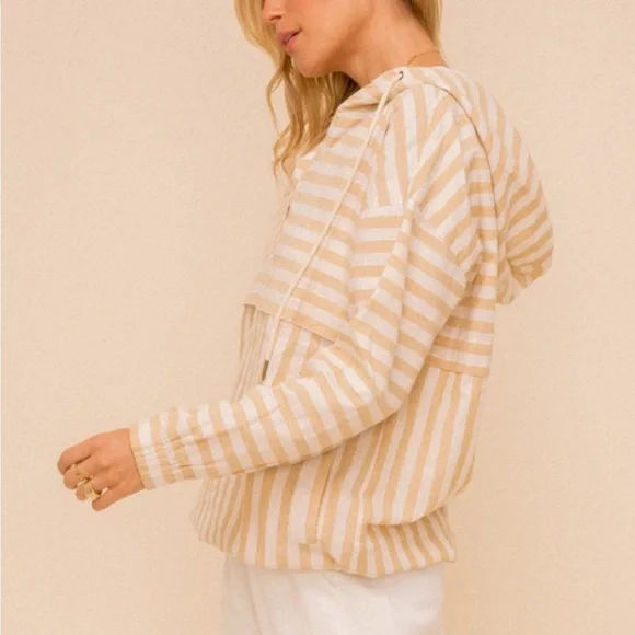 Hem & Thread Tan and White Striped Jacket - Picture 7 of 12